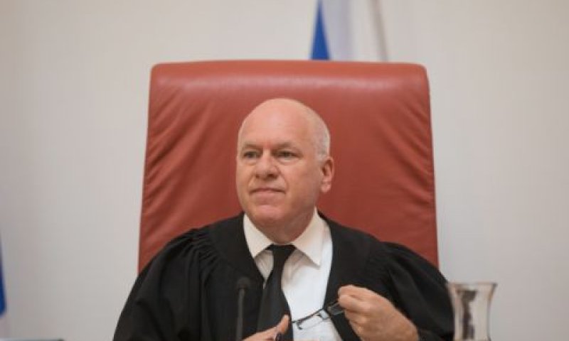 פוגלמן. הורה להעביר לניצן [צילום: יונתן זינדל, פלאש 90]