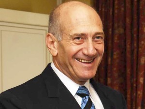אולמרט. מעורב בהסכם [צילום: פלאש 90]