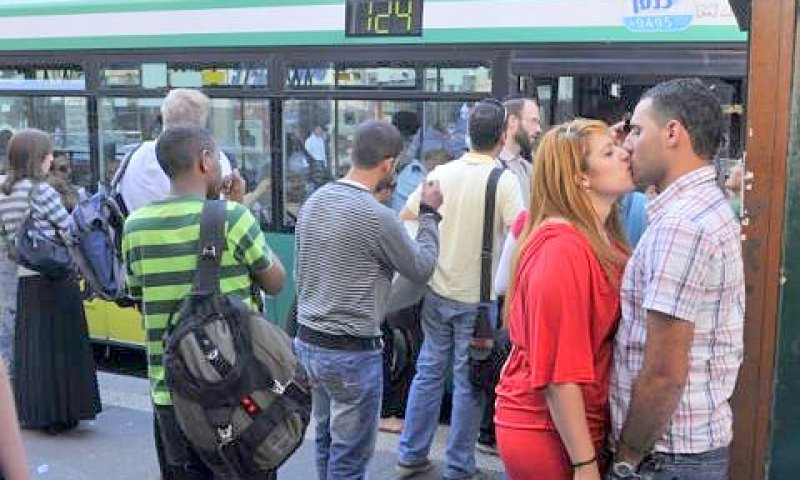 אל תתנו שינצלו אתכם, הגישו תלונה! [צילום: פלאש 90]