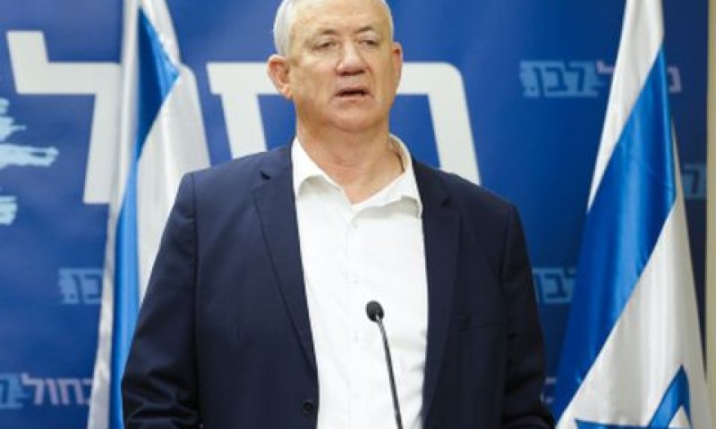 גנץ. לא מתכוון להתייחס לשדר כזה או אחר [צילום: אוליביה פיטוסי/פלאש 90]