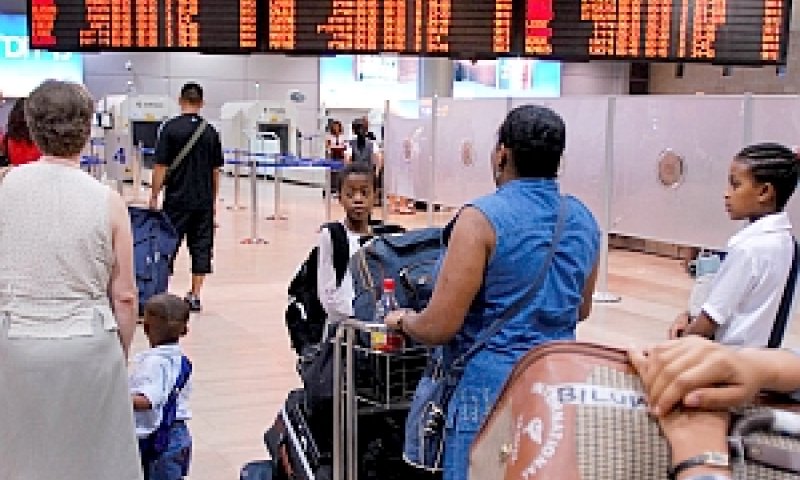 פיצוי על עיכוב בטיסה [צילום: פלאש 90]