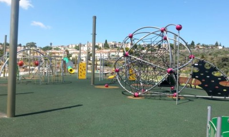 מתקני נופש - פארק המושבה בזכרון [צילום: יוסי זמיר, קק"ל]