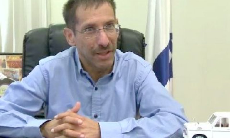 אורבך. תפילה בהשתתפות הנשיא [צילום: מן הטלוויזיה]