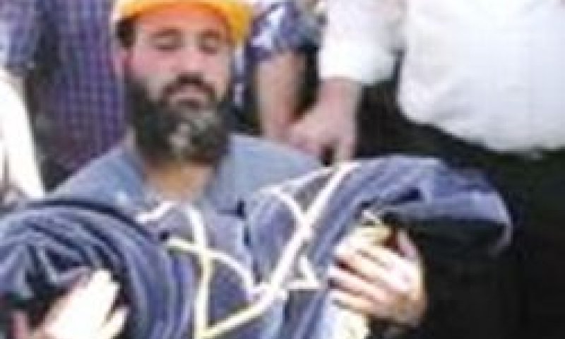 שלהבת פס מובאת לקבורה