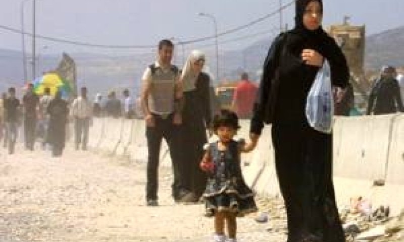 פלשתינים במחסום [צילום אילוסטרציה: AP]