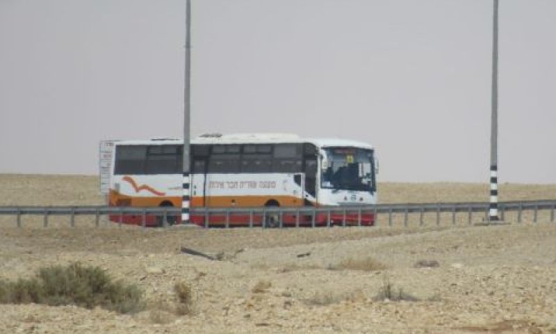 קו אוטובוס של מועצת חבל אילות [צילום: יאיר בן צבי]