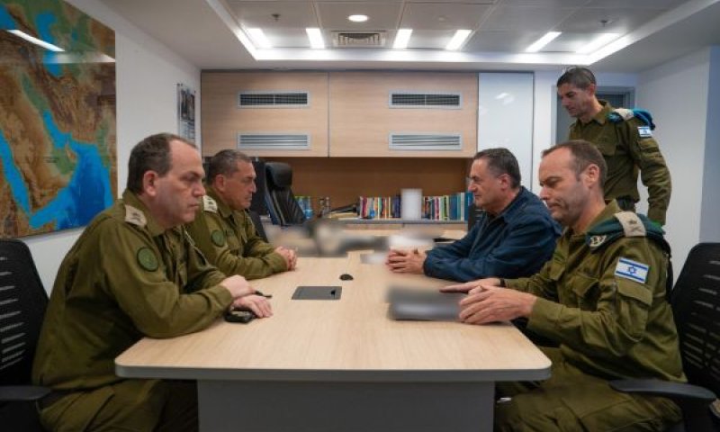 הערכת המצב [צילום: אלעד מלכה]