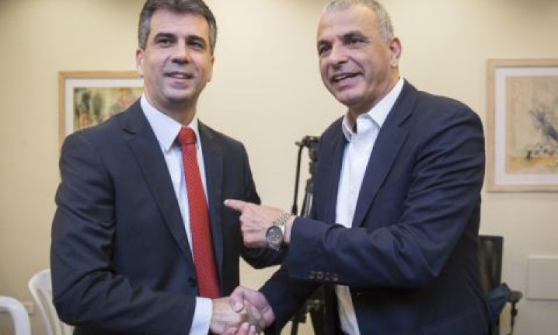 כחלון וכהן. צמצמו תחולה [צילום: הדס פרוש/פלאש 90]