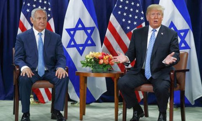 "עניין של הגדרה". בנימין נתניהו ודונלד טראמפ [צילום: איוואן ווצ'י/AP]