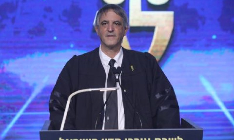 חימי. להיכנס לתיק [צילום: דוברות לשכת עוה"ד]