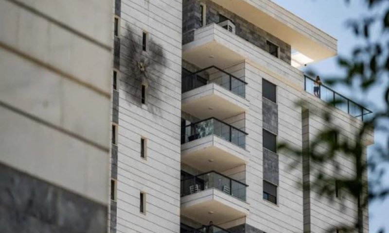 זירת הפגיעה בפתח תקוה [צילום: רשתות חברתיות]