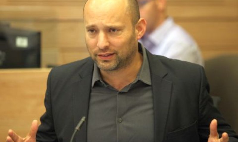 בנט. "פועלים למען כלל הציבור"
