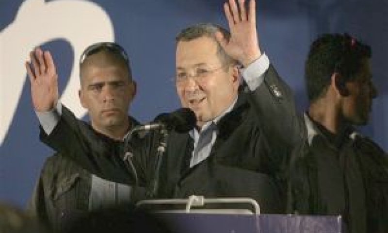 ברק בחגיגת הניצחון [צילום: AP]