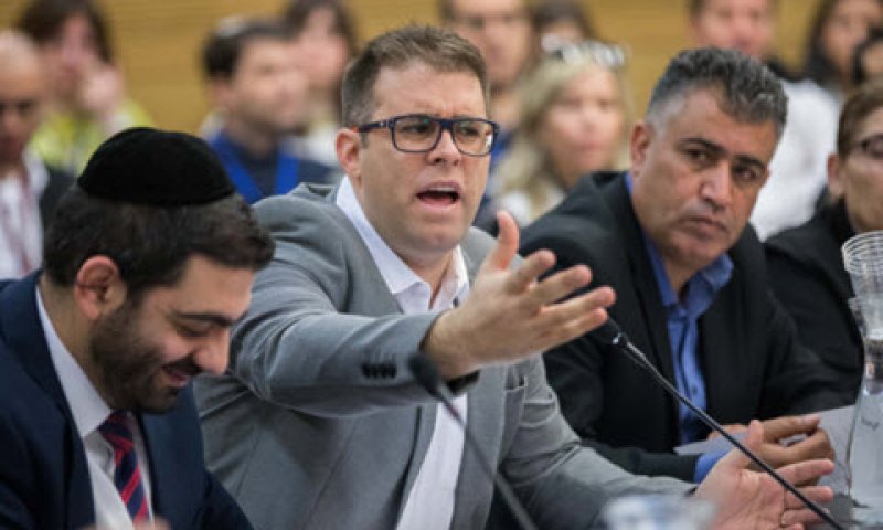 ח"כ חזן. מורחק פעם שנייה [צילום: יונתן זינדל/פלאש 90]