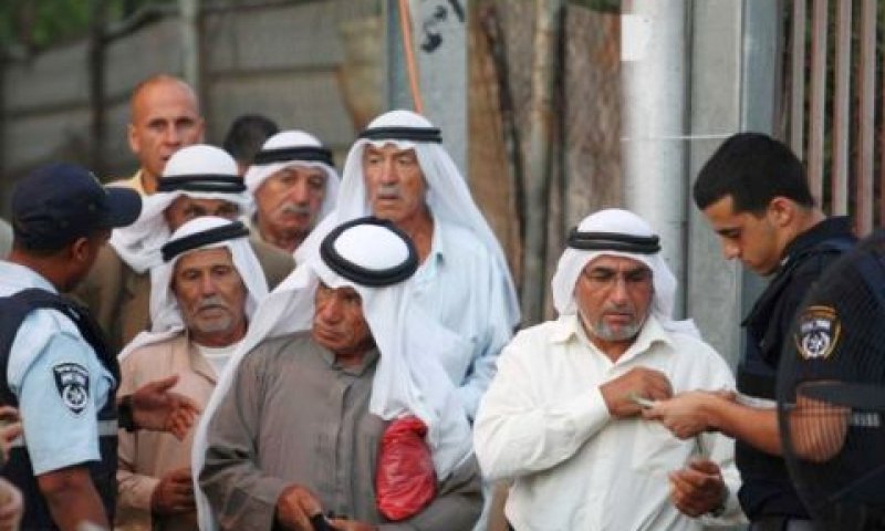 פלשתינים. משק בתמיכה מלאכותית [צילום: AP]