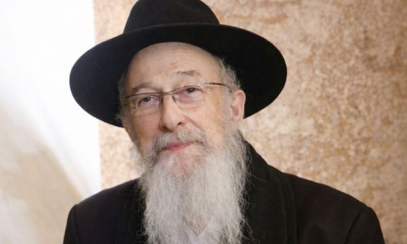 הרב טאו. "שילוב לוחמות מחליש את צה"ל"