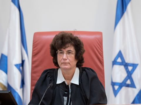 ברק-ארז. סעד מאוחר [צילום: אוליביה פיטוסי, פלאש 90]