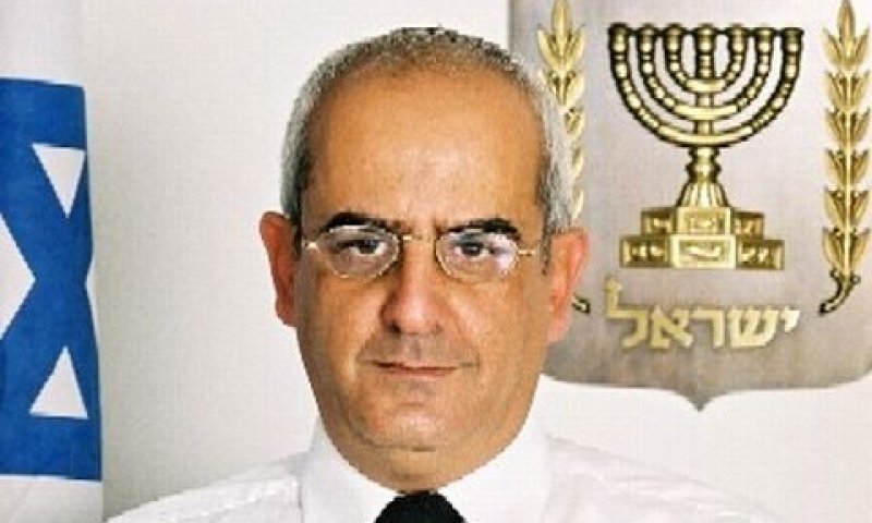 קאפח. עונש מקל [צילום: בוצ&acute;צ&acute;ו]
