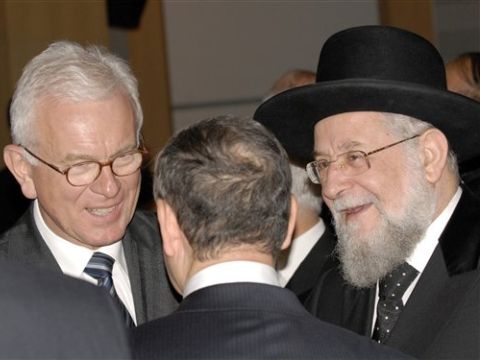 נכח בכינוס. הרב לאו [צילום: AP]