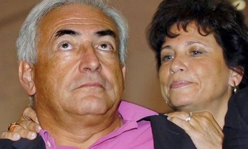 דומיניק שטראוס קהאן ואשתו [צילום: AP]