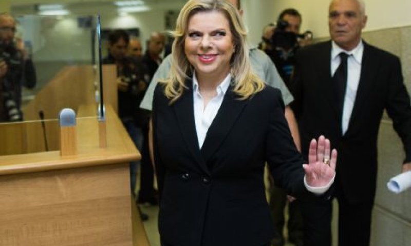 נתניהו וכהן. מתקפה [צילום: יונתן זינדל, פלאש 90]