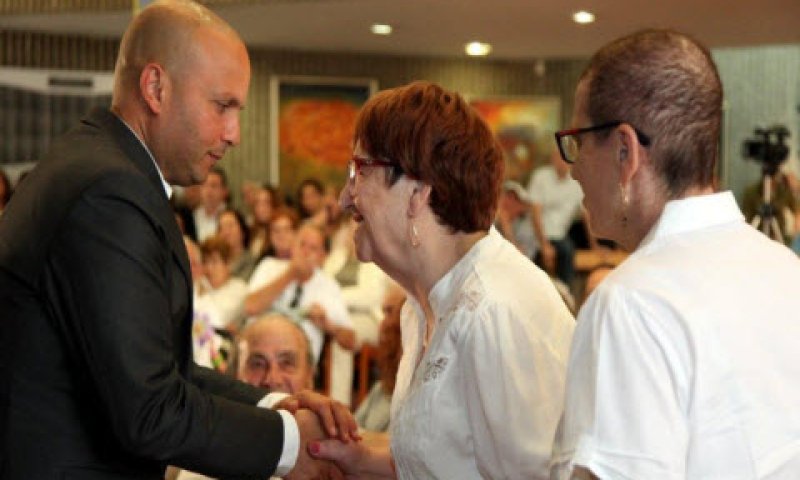 ראש העיר בטקס יום הזיכרון לשואה ולגבורה מהשנה שעברה [צילום: אלי ישראל]