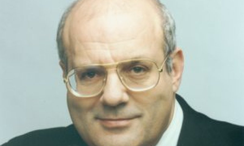 מלצר, נבחר פה אחד