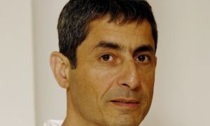ד"ר אלחנן נחום [צילום: באדיבות שניידר]