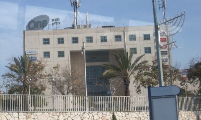 קניון נצרת עילית. נפגשו שם