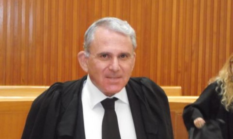 גולן. "הטעו אותה"