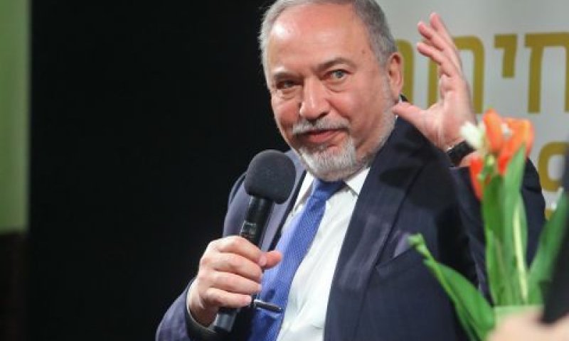 ליברמן. תהיות לגבי הטיפוס [צילום: פלאש 90]