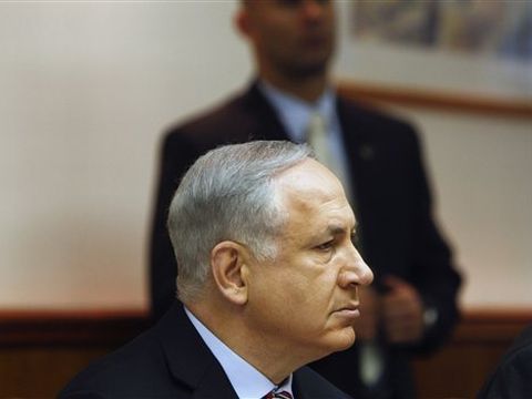 נתניהו בישיבת הממשלה היום [צילום: AP]