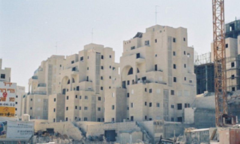 נמשכת הבנייה בשכונות המזרחיות של ירושלים [צילום: אתר הר חומה]