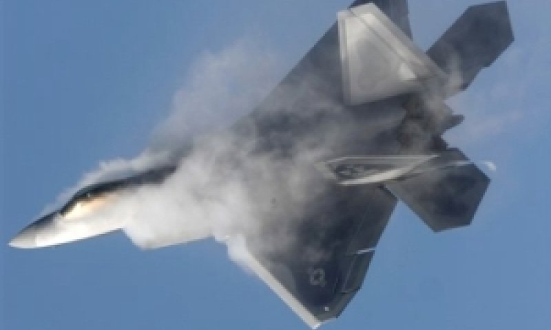 הכירו את ה-F-22 [צילום: AP]