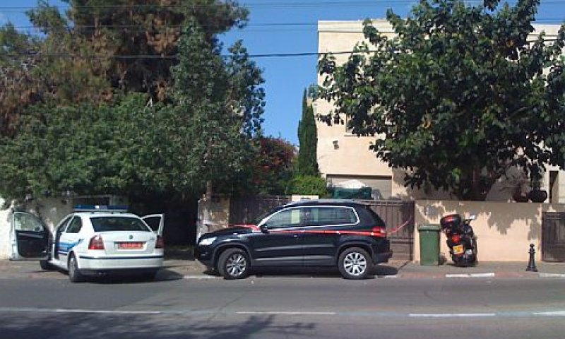 הבית החסום [צילום: בוצ&acute;צ&acute;ו]