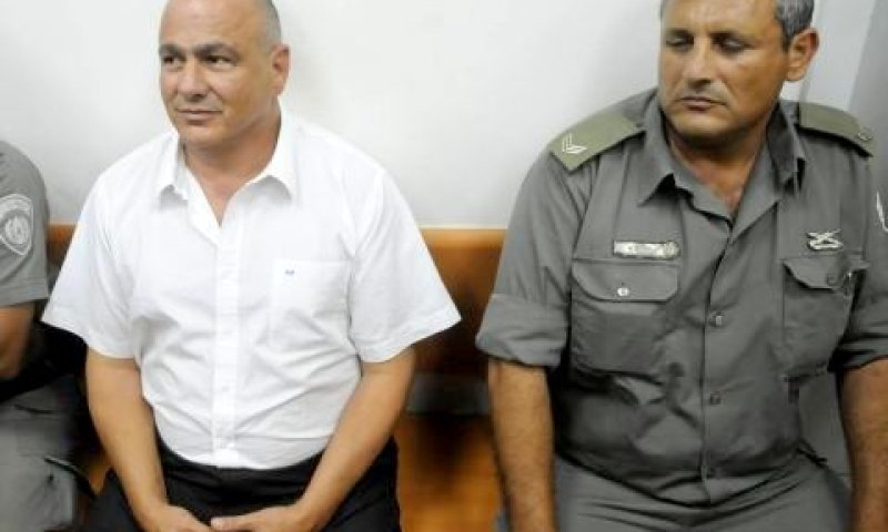 דנקנר / אפרתי. הובאו לבית המשפט להארכת מעצר [צילום: בוצ&acute;צ&acute;ו]