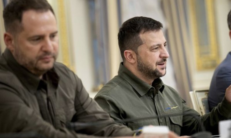 זלנסקי וירמאק בספטמבר 2023 [צילום: AP]
