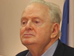 "לנקות את המוגלה"