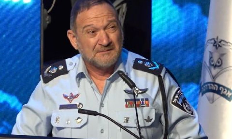 רב ניצב קובי שבתאי [צילום: דוברות המשטרה]