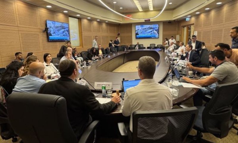 רוטמן וסמוטריץ' חגגו, האופוזיציה הזהירה מחורבן משטרי [צילום: דוברות הכנסת]