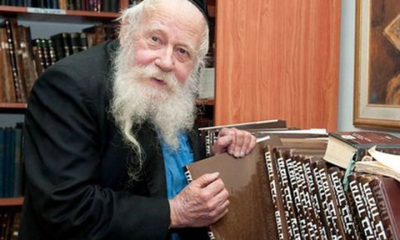 הרב שטיינזלץ ז"ל. פורץ הדרך לתלמוד המודרני [צילום: עומר מירון]