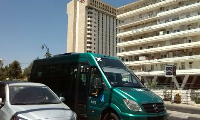 הנהגים יעברו לתחבורה ציבורית? [צילום אילוסטרציה: אברהם שטרן]