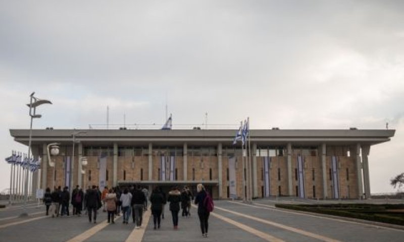 "השילה את מחסום הבושה" [צילום: הדס פרוש, פלאש 90]