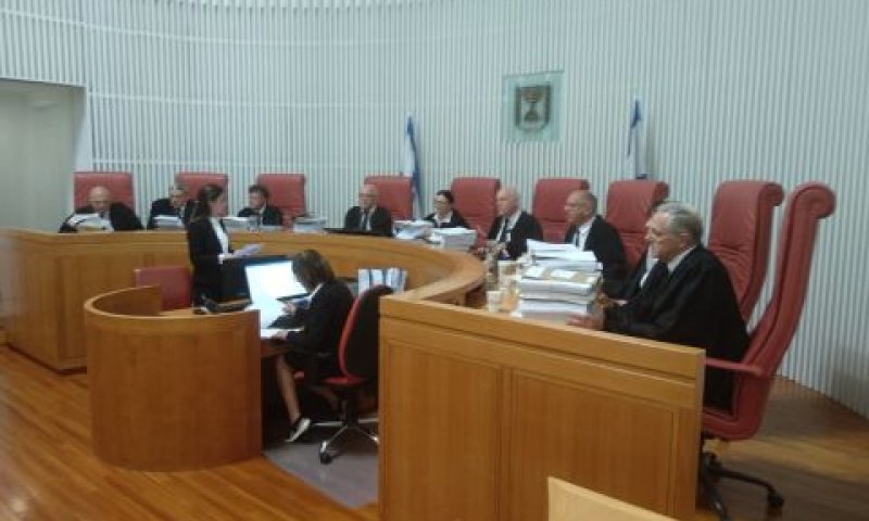 זכות וטו לשופטי העליון