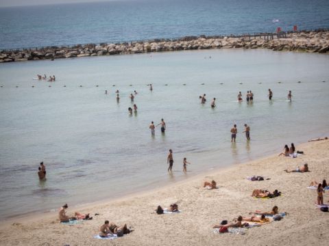 החופים יישארו פתוחים חוץ מבסוף השבוע [צילום: מרים אלסטר/פלאש 90]