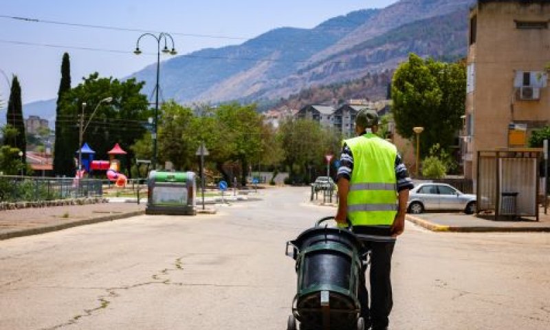 רבים מבתי האזור הם ישנים - ללא ממ"ד [צילום: דוד כהן/פלאש 90]