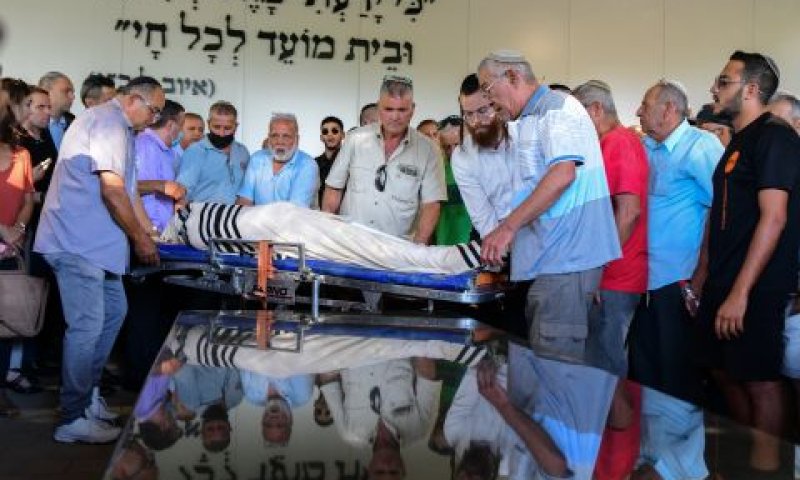 הלווית הנרצח יגאל יהושע ז"ל [צילום: אבשלום ששוני/פלאש 90]