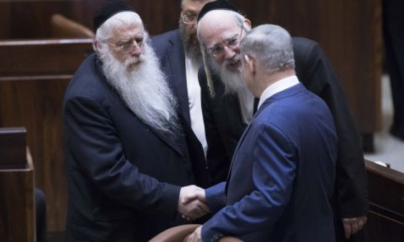 נתניהו עם אייכלר ופרוש [צילום: יונתן זינדל/פלאש 90]