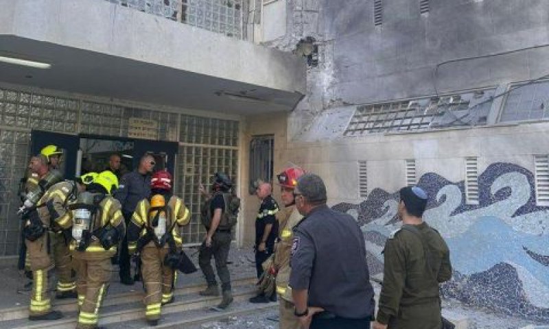 פגיעת הכטב"מ אתמול [צילום: עיריית אילת]
