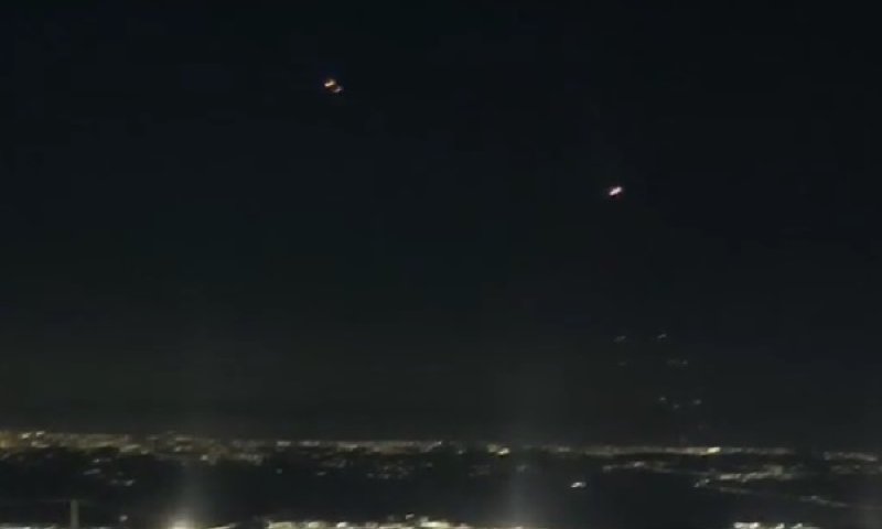 היירוטים בירדן כפי שנצפו משטח ישראל, הלילה [צילום: שימוש לפי סעיף 27א]